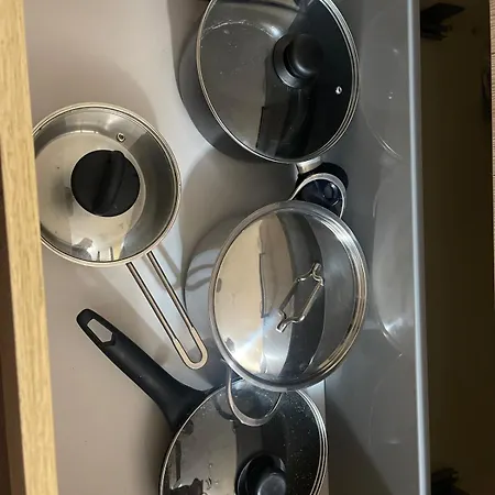 Center House Free Parking, Minimetro Entrance